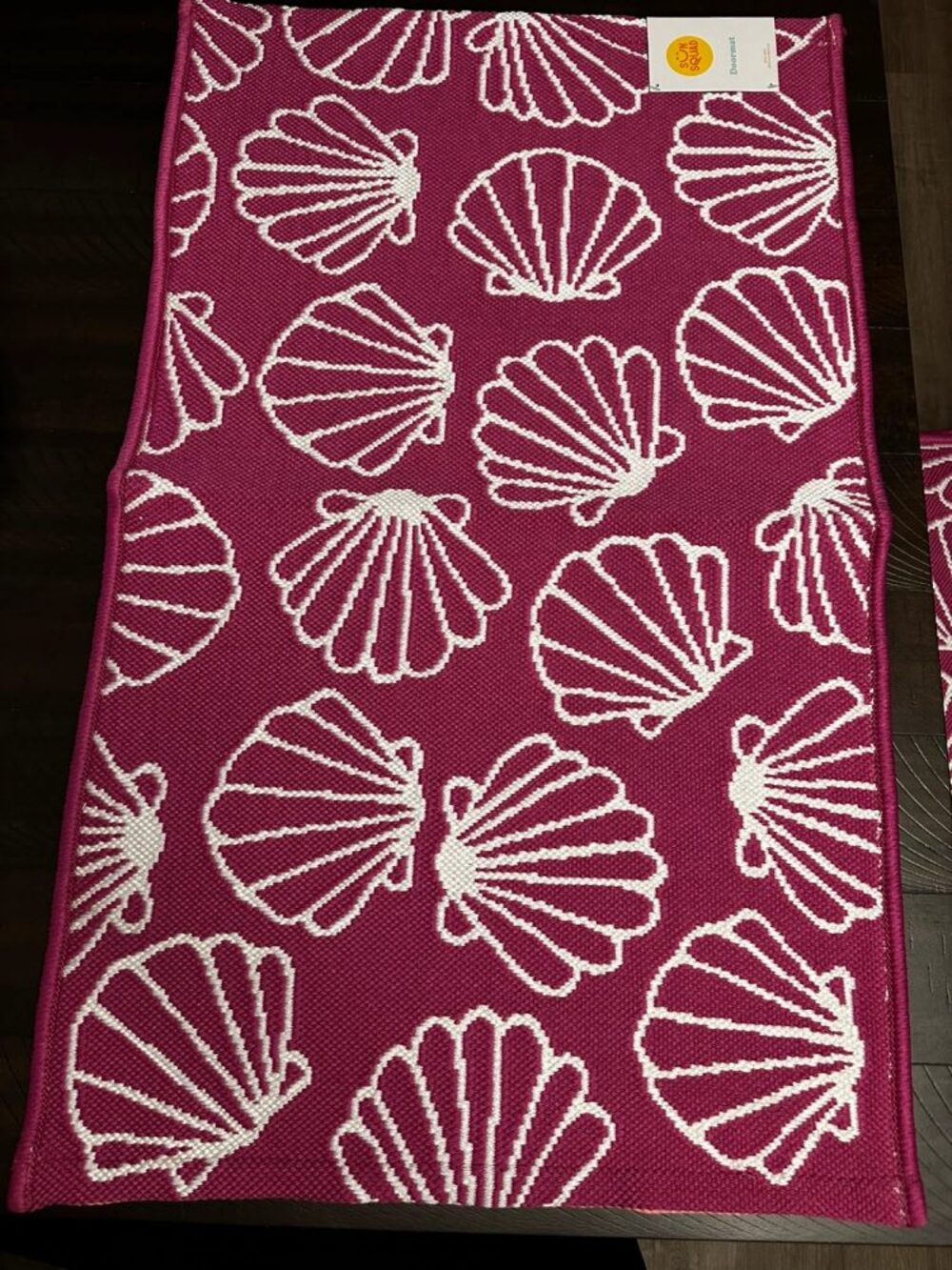 Sun Squad 20โx34โ pink shells doormat